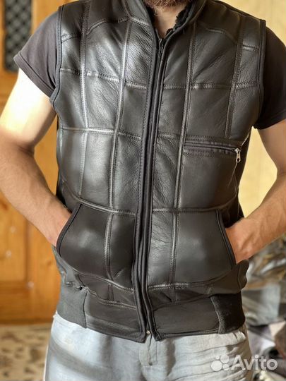 Безрукавки из натуральной овчины