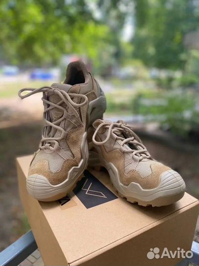 Кроссовки Vaneda