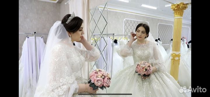 Свадебное платье