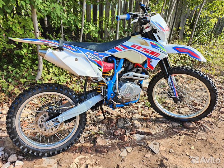 Мотоцикл BSE j1