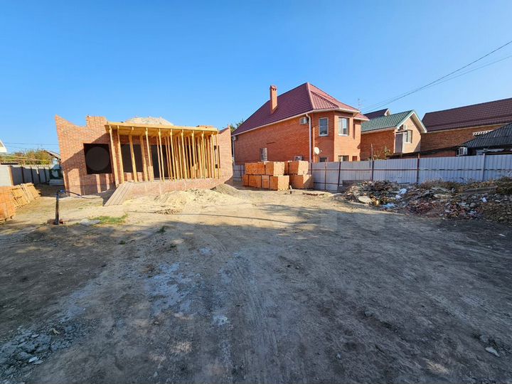 Дом 185 м² на участке 6,1 сот.