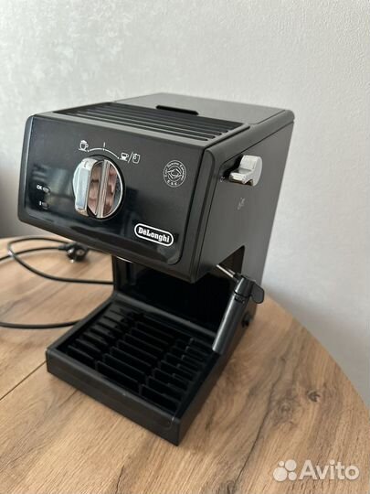 Кофемашина delonghi