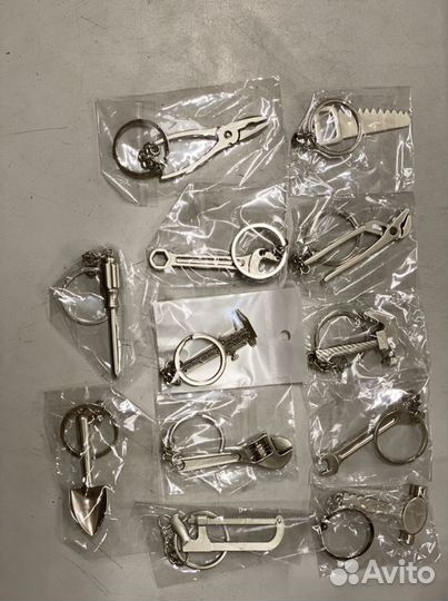 Продам брелки инструментов