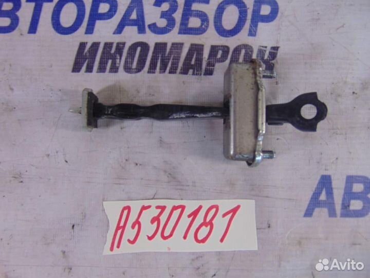 Ограничитель двери для Nissan Tiida 1 2004-2014г