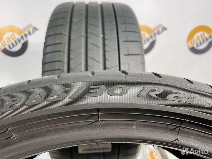 Pirelli P Zero PZ4 285/30 R21 101Y