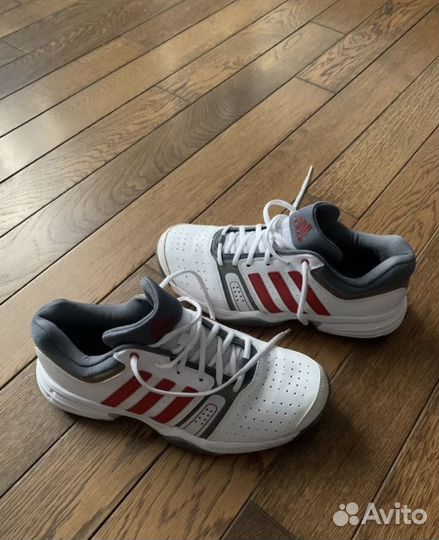 Оригинальные кроссовки adidas
