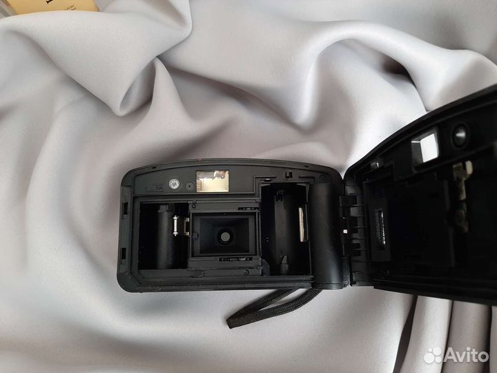 Плёночный фотоаппарат Samsung FF-222