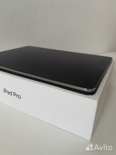 iPad pro 10.5 2017 64gb space gray серебр