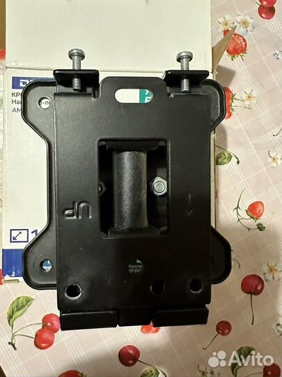 Кронштейн для телевизора