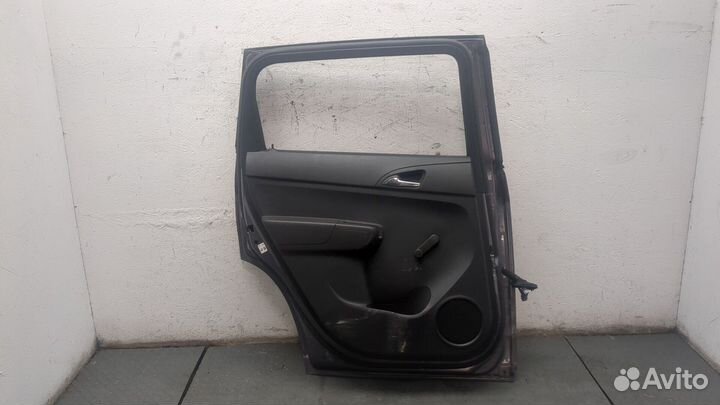 Дверь левая задняя Chevrolet Orlando