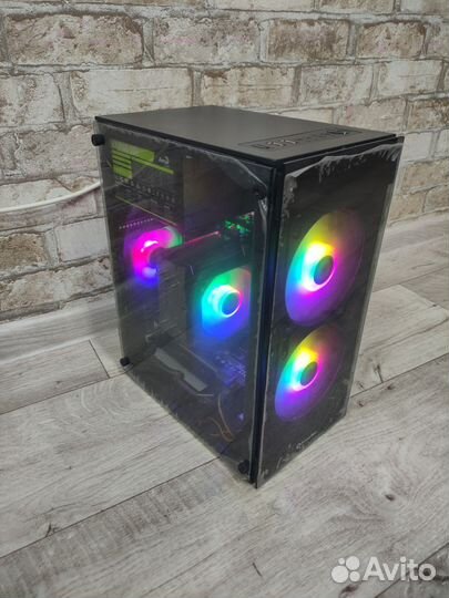 Игровой Системный Блок 4 ядра 8 потоков 16 Гб