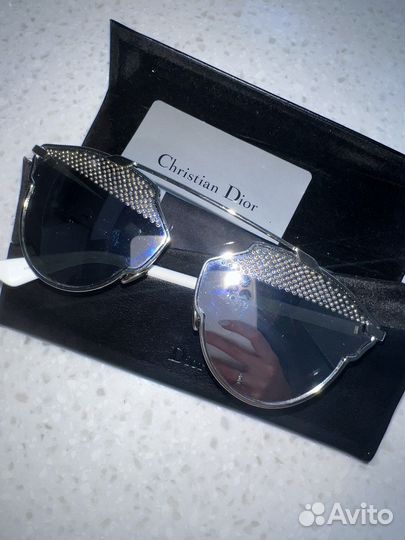 Солнцезащитные очки dior
