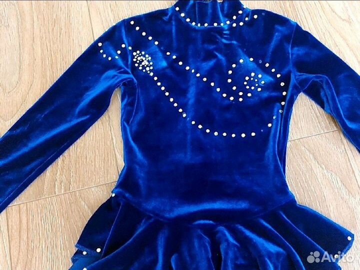 Одежда для фигурного катания