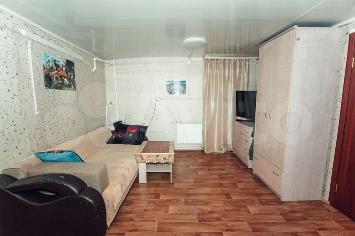 Дом 180 м² на участке 12 сот.