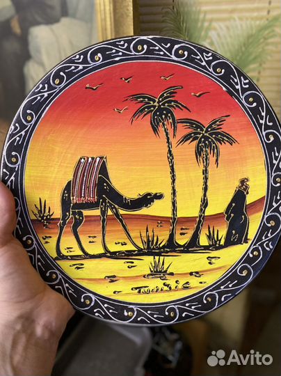 Статуэтка фарфор