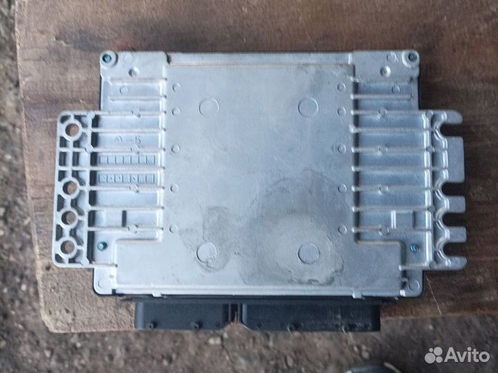 Блок управления двигателем nissan sunny