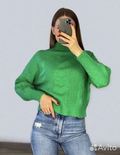 Свитер женский