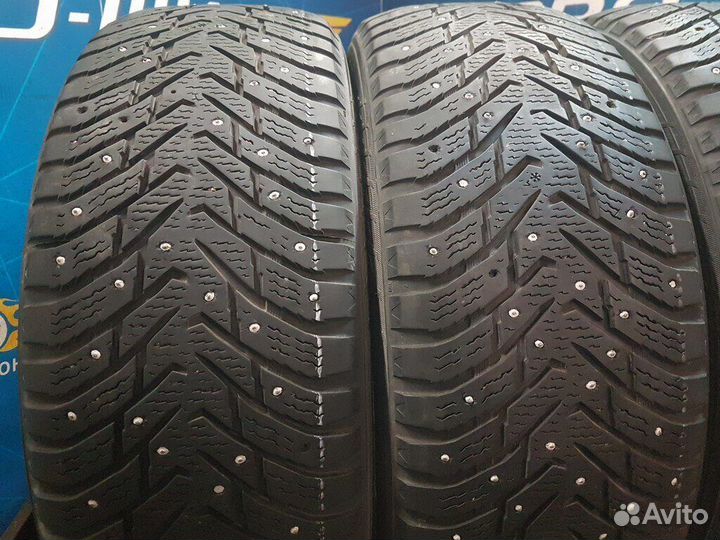 Nokian Tyres Hakkapeliitta 8 SUV 235/60 R18