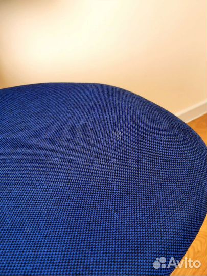 Офисный компьютерный стул