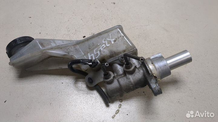 Цилиндр тормозной главный Nissan Qashqai, 2008