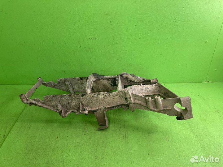 Кронштейн фары DAF XF105