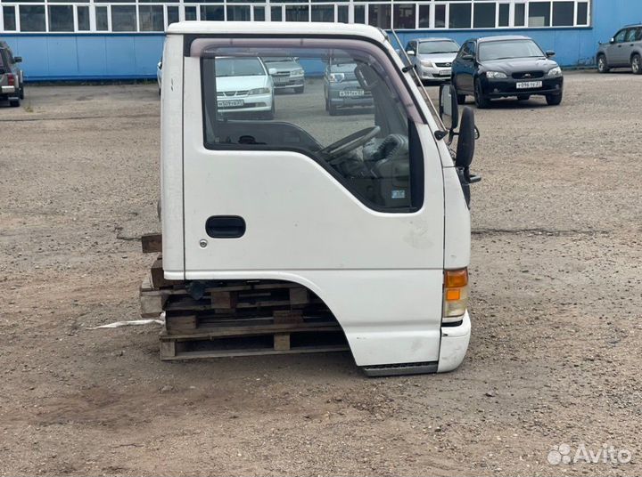 Кабина Isuzu Elf NKR66E 4HF1 1995