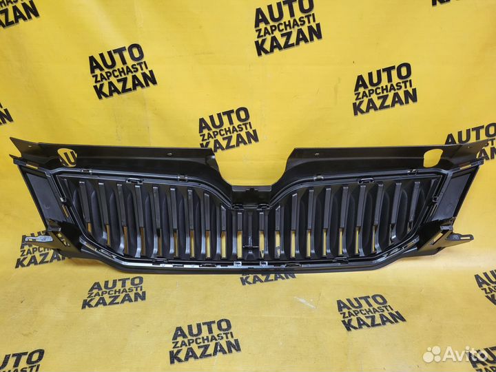 Решетка радиатора Skoda Octavia A7 2013-2017