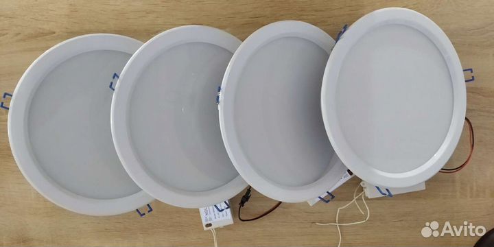 Светильник встраиваемый