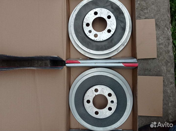 Тормозные барабаны