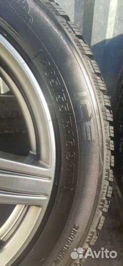 Зимняя резина 205/55 R16 на литых дисках