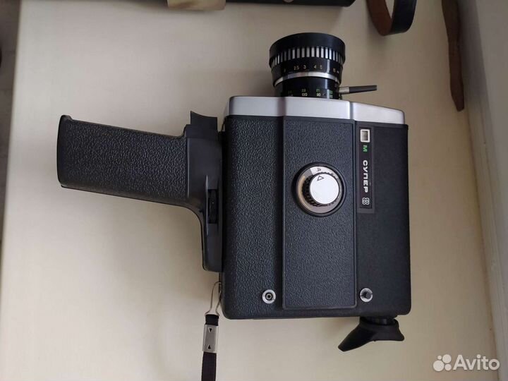 Киносьемочный аппарат