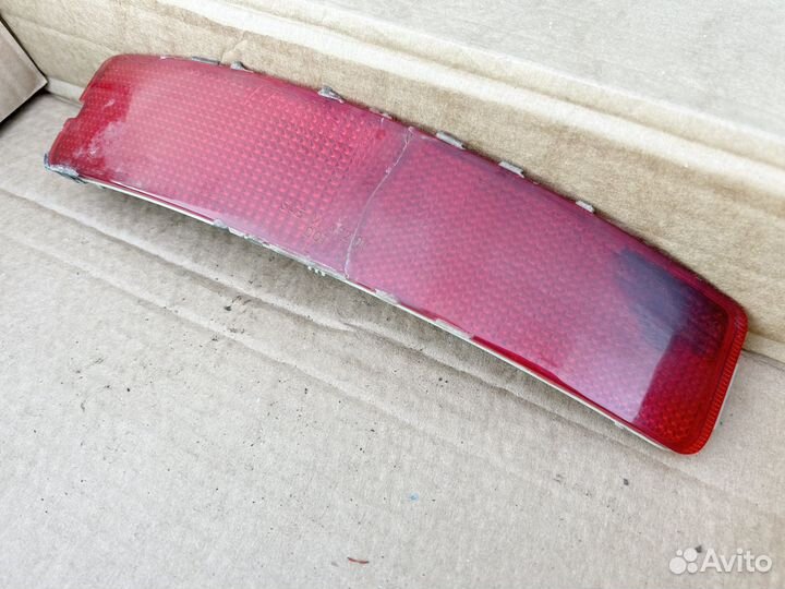 Катафот левый в задний бампер Volvo XC90 (02-06)