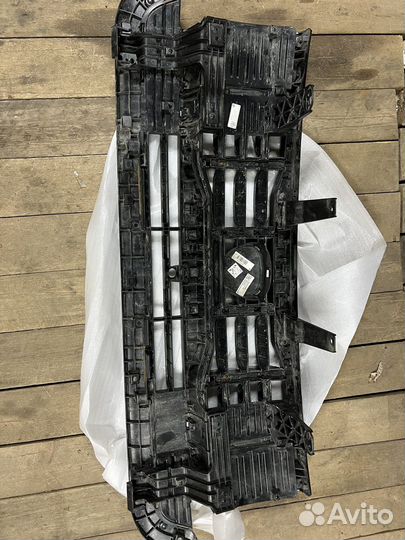 Рещетка радиатора kia mohave 2