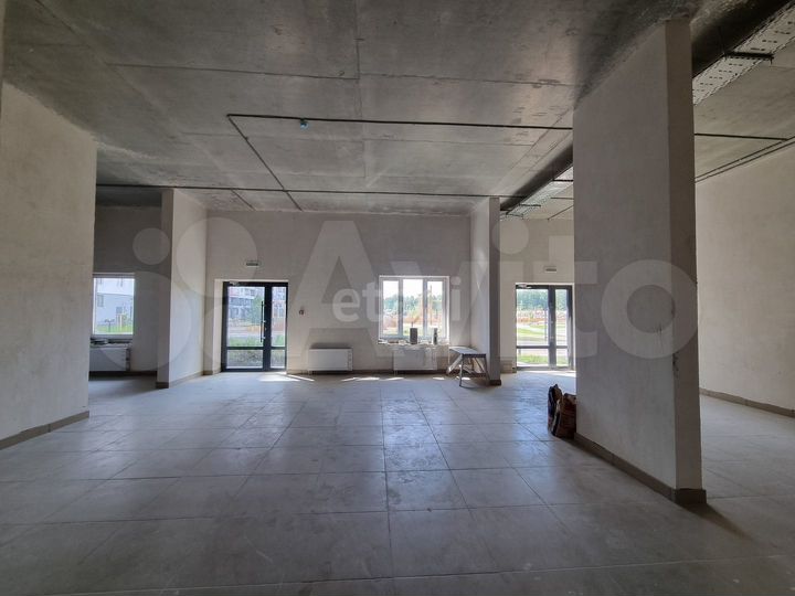 Сдам торговое помещение, 125.21 м²