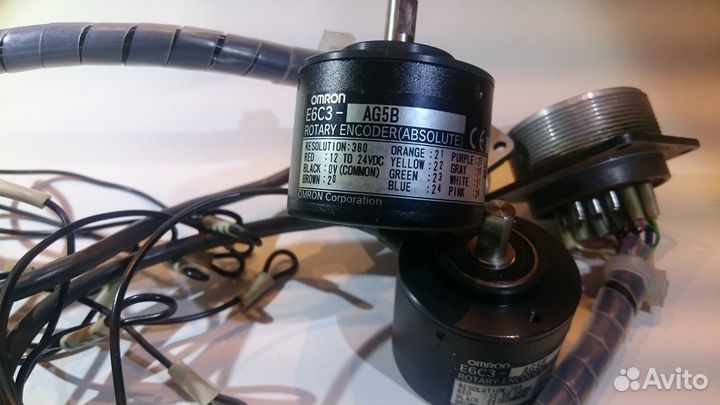 Абсолютный энкодер Omron E6C3-AG5B