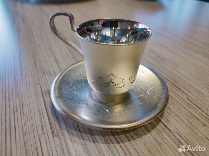 Чашка с блюдцем