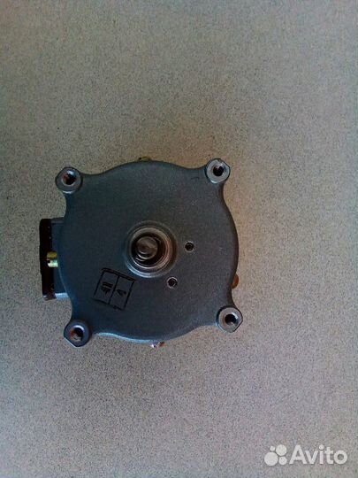 Синхронный двигатель