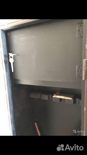 Оружейный сейф на 4 ствола