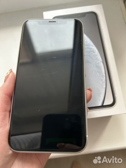 iPhone Xr, 64 ГБ