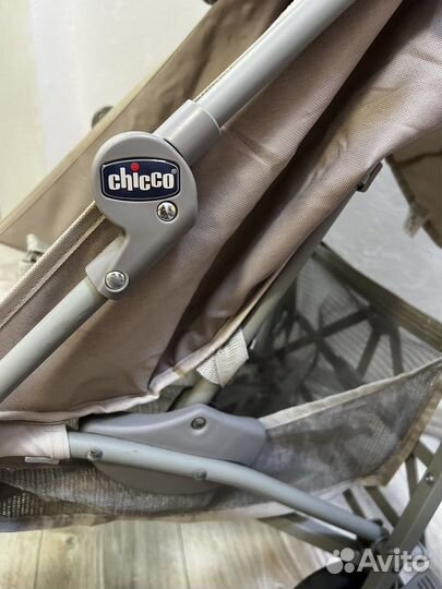 Прогулочная коляска chicco