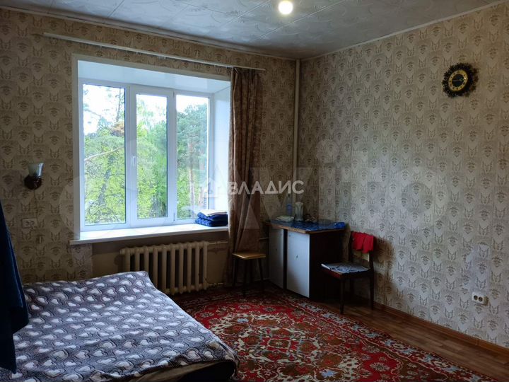 Комната 21,3 м² в 3-к., 4/4 эт.