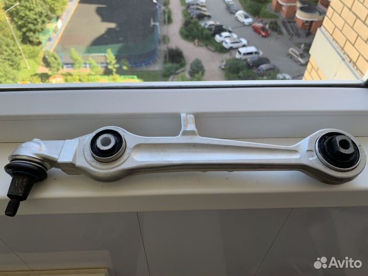 Рычаг передний нижний прямой HDE 8351004