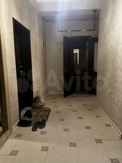 2-к. квартира, 70 м², 6/6 эт.