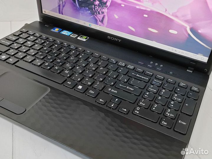 Ноутбук Sony vaio nvidia SSD i3 8gb для игр и дома