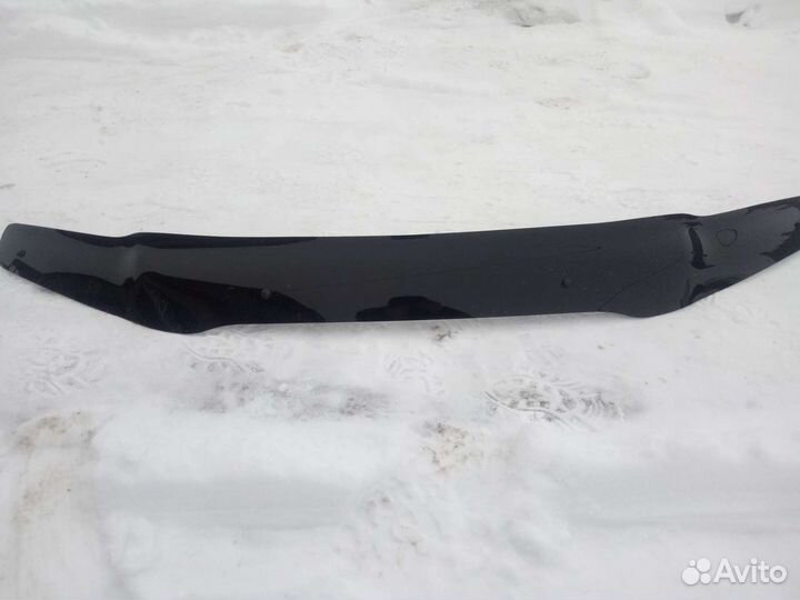 Дифлектор капота