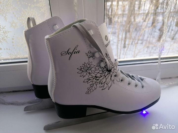 Коньки женские 37 размер