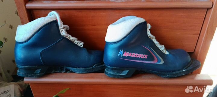 Лыжные (беговые) ботинки детские