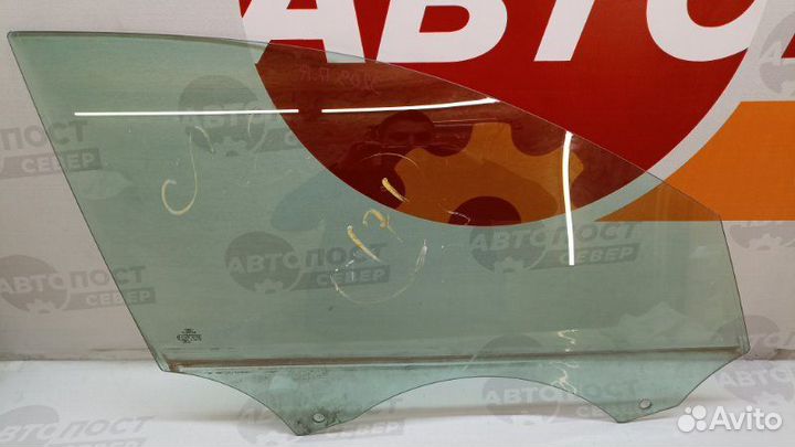 Стекло двери переднее правое Audi A4 B8 cala 2008
