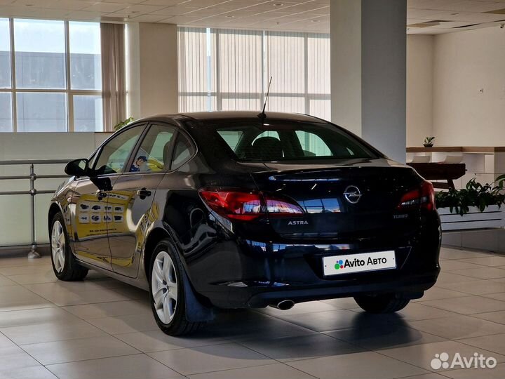 Opel Astra 1.4 AT, 2013, 124 000 км