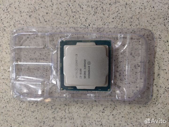 Процессор core i3 8100